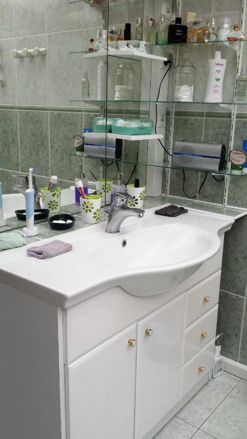 Tourville-sur-Arques Chambre Privee Avec Salon, Garage Voiture, Velos, Motos מראה חיצוני תמונה